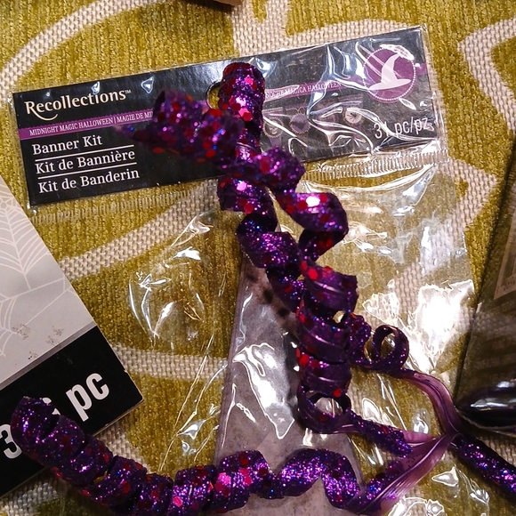 🍂🎃 Halloween Stamp, Sticker, & Party Decorations Set - Picture 5 of 11